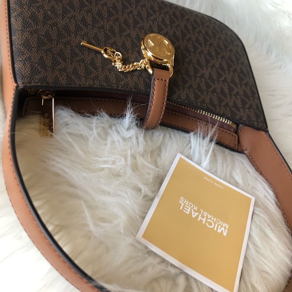 Michael Kors Lira small Zip Pouchette Shoulder Bag Brown - Picture 7 of 10